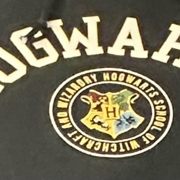 Harry Potter Hogwarts Hoodie XXL | Black Oversized Spellout Crest - Picture 6 of 6